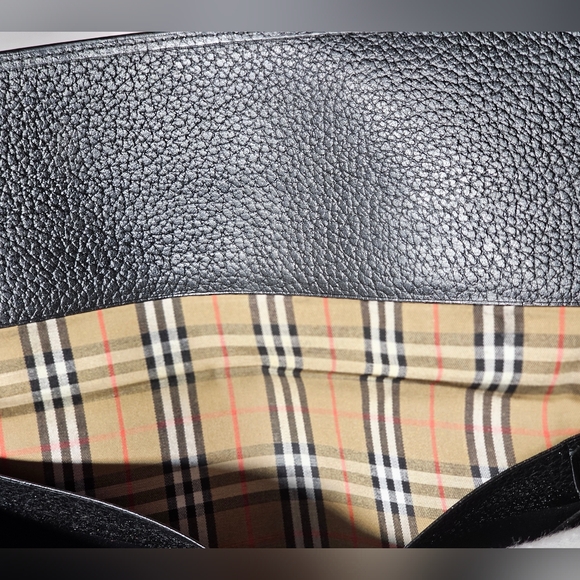 ❤️EUC Burberry Unisex leather Long Wallet - Picture 3 of 14